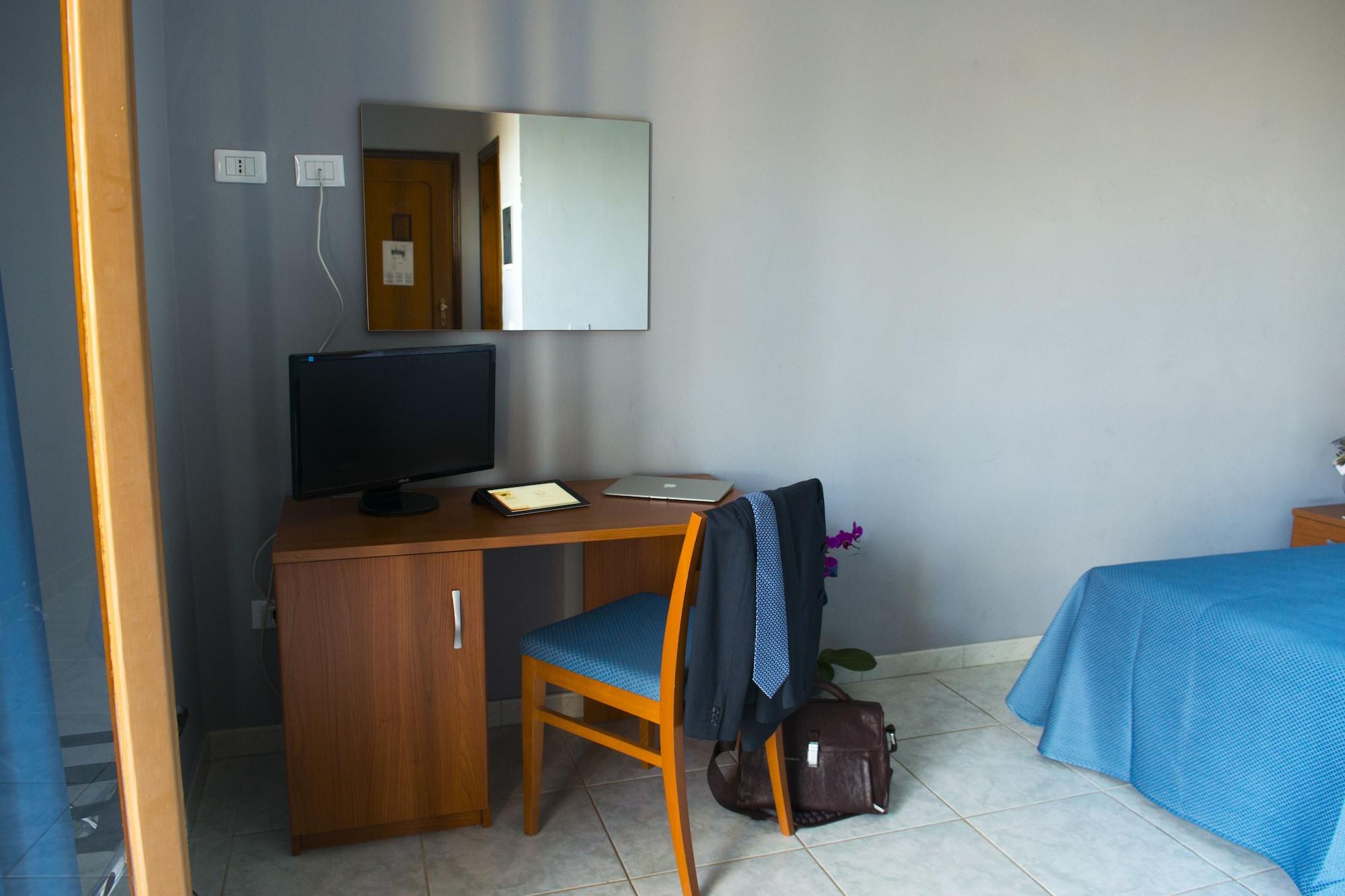 פורטו אמפדוקלה Hotel Dei Pini מראה חיצוני תמונה