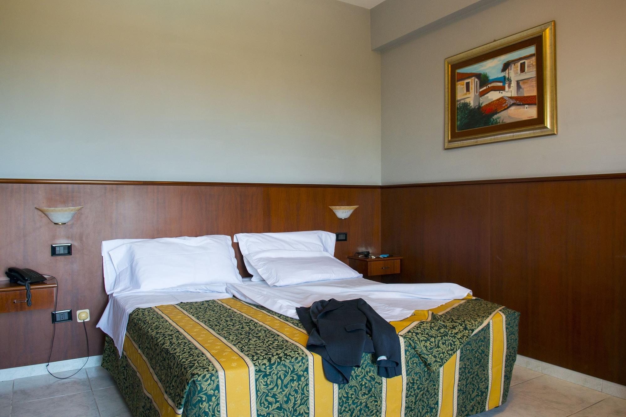 פורטו אמפדוקלה Hotel Dei Pini מראה חיצוני תמונה