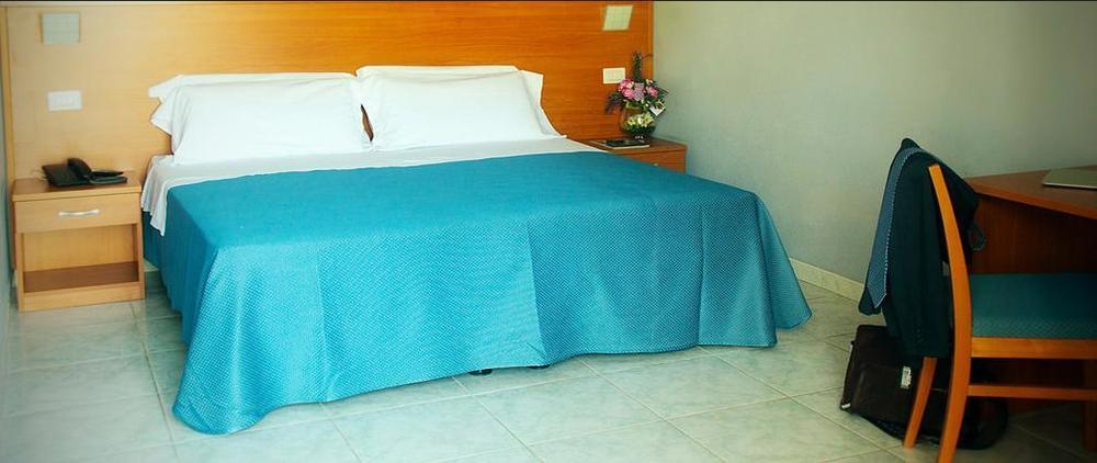 פורטו אמפדוקלה Hotel Dei Pini מראה חיצוני תמונה