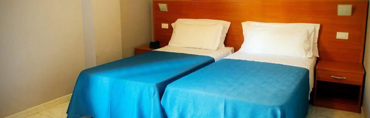 פורטו אמפדוקלה Hotel Dei Pini מראה חיצוני תמונה